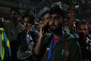 মিরাবাজারে 'পর্যবেক্ষক' পরিচয়ে কেন্দ্রে প্রবেশের চেষ্টা, আটক ৩