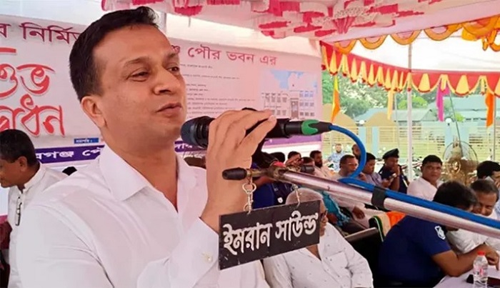 সরকারের পক্ষে ভোট চাওয়া ডিসির বিরুদ্ধে ব্যবস্থা নিতে ইসির চিঠি