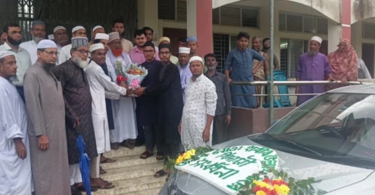 নিজ হাতে গড়া মাদ্রাসা থেকেই রাজকীয় বিদায় নিলেন হাবিব উল্যাহ বাহার