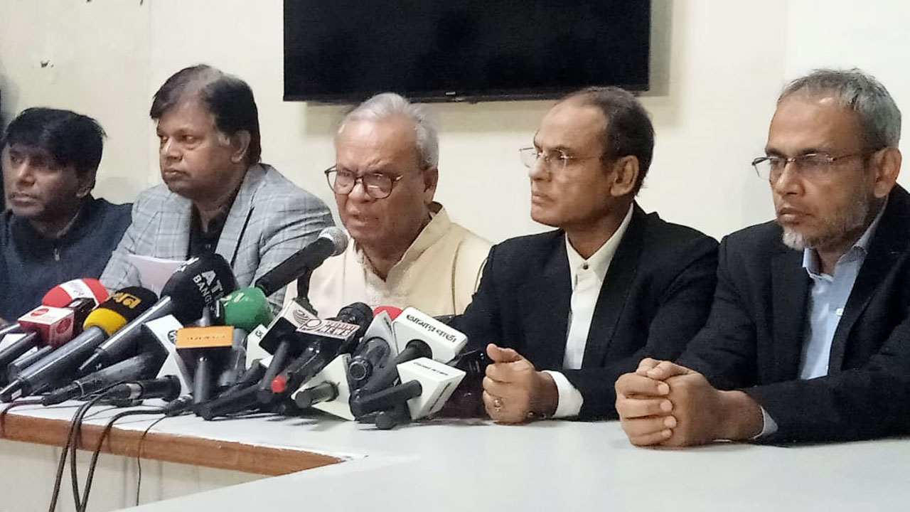 আরেকটি কৃষ্ণতম মেকি সরকারের যাত্রা শুরু হয়েছে: রিজভী