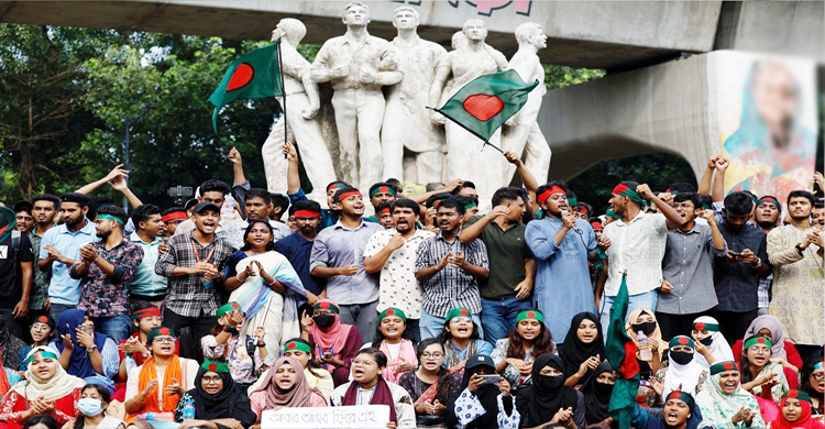 দল নিয়ে &lsquo;রাজনীতিতে&rsquo; আসছেন শিক্ষার্থীরা, সিদ্ধান্ত এক মাসের মধ্যেই