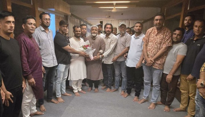 মকসুদ ও আকরামকে আরাফাত রহমান কোকো ক্রীড়া সংসদের সংবর্ধনা প্রদান
