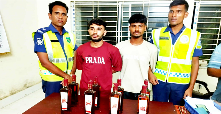 জৈন্তাপুরে ভা র তী য় ম*দসহ দুই যুবক আ ট ক