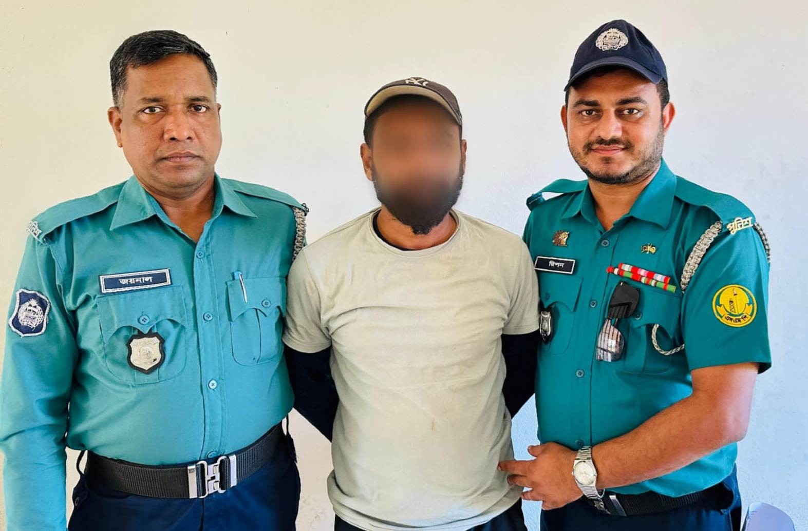 সিলেটে মা*দকসহ গ্রে*প্তার ১