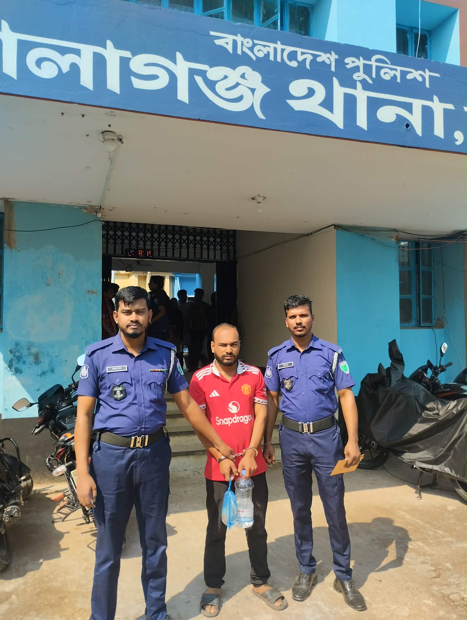 ৪৫ দিন প্রেমিকের বাড়িতে অবস্থান, শেষমেশ ধ*র্ষণ মাম*লা