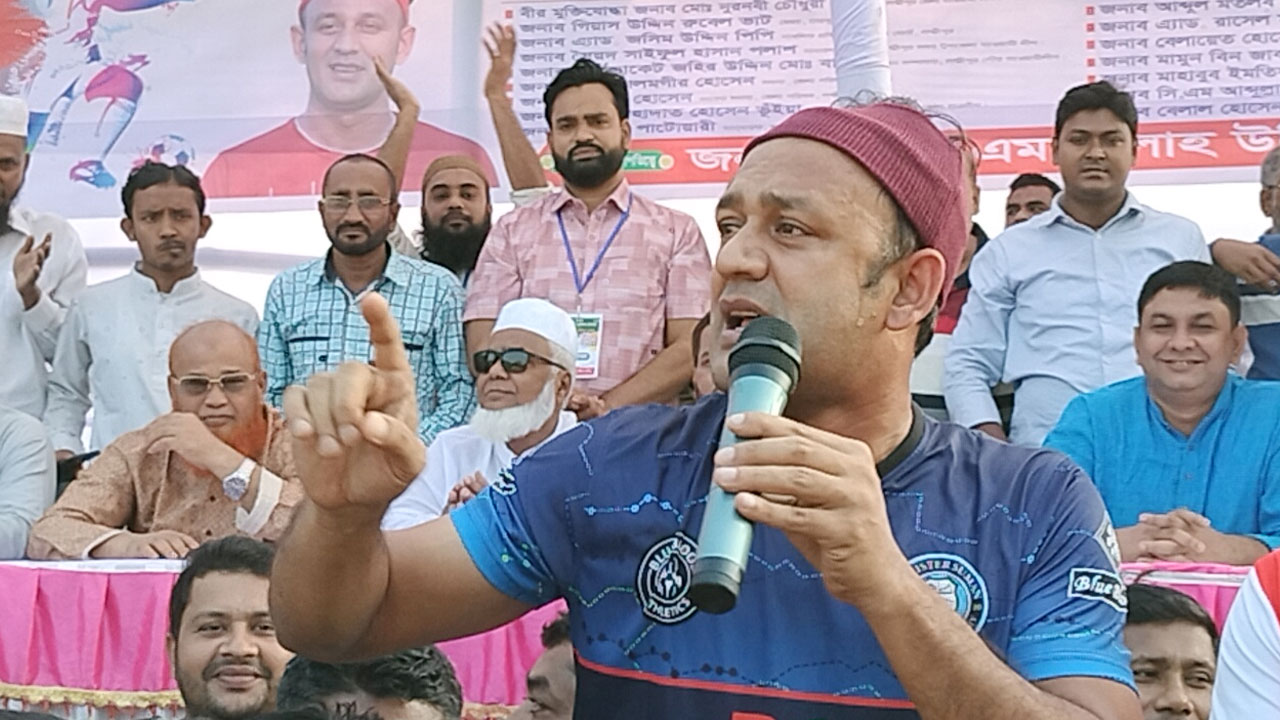 বাংলাদেশের ফুটবল এখন আইসিউতে: ব্যারিস্টার সুমন
