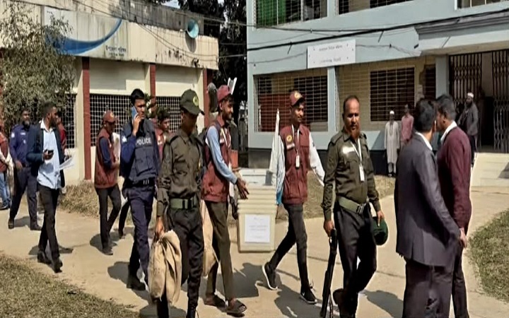 গোলাপগঞ্জ-বিয়ানীবাজারের ১৯২ ভোটকেন্দ্রে পৌঁছেছে নির্বাচনী সরঞ্জাম