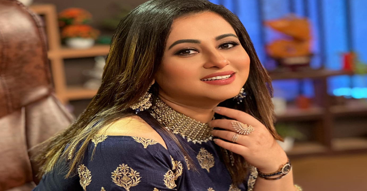 আজ মায়ের জন্যই আমি &lsquo;পূর্ণিমা&rsquo;