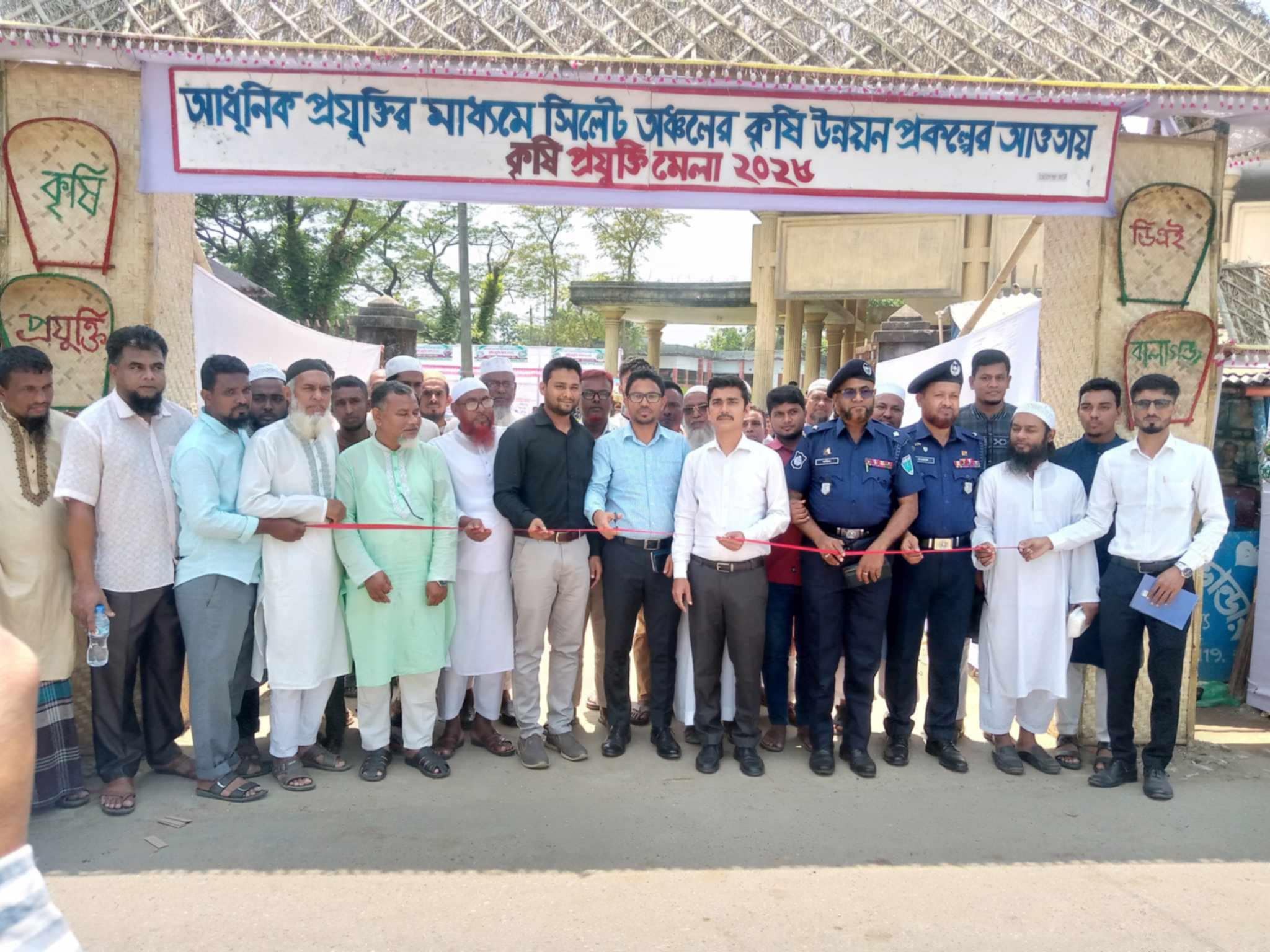 আধুনিক প্রযুক্তির মাধ্যমে কৃষক-কৃষানীদের টেকসই কৃষি উন্নয়ন সম্ভব