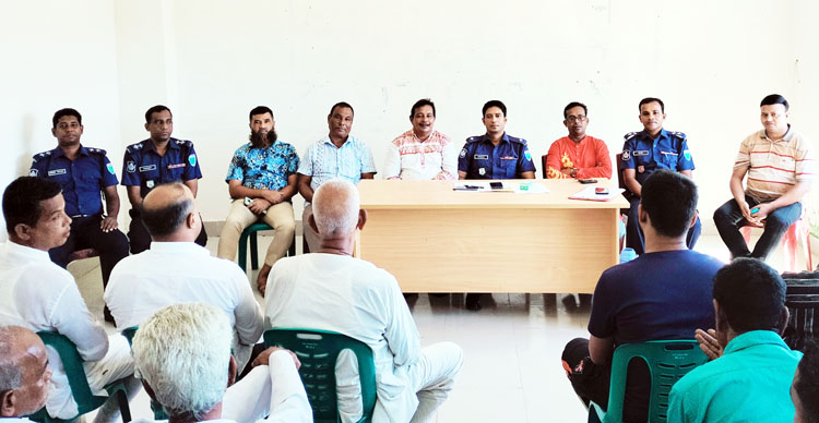 শান্তিগঞ্জে দুর্গাপূজা উপলক্ষে থানা পুলিশের আইনশৃঙ্খলা বিষয়ক সভা
