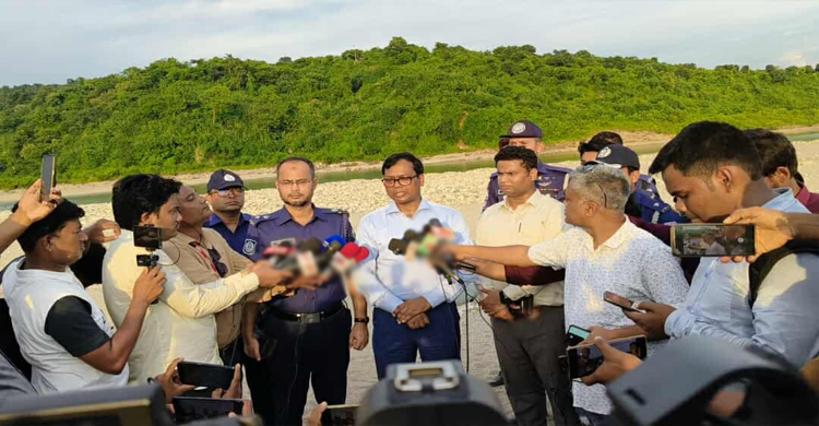 ২৬ লক্ষ ঘনফুট সাদাপাথর উ দ্ধা র, ১১ লক্ষ ঘনফুট প্রতিস্থাপন