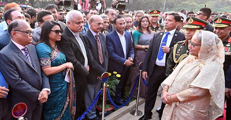 &lsquo;কিছু লোক লাশের ওপর দিয়ে ক্ষমতা দখলের কথা ভাবছে&rsquo;