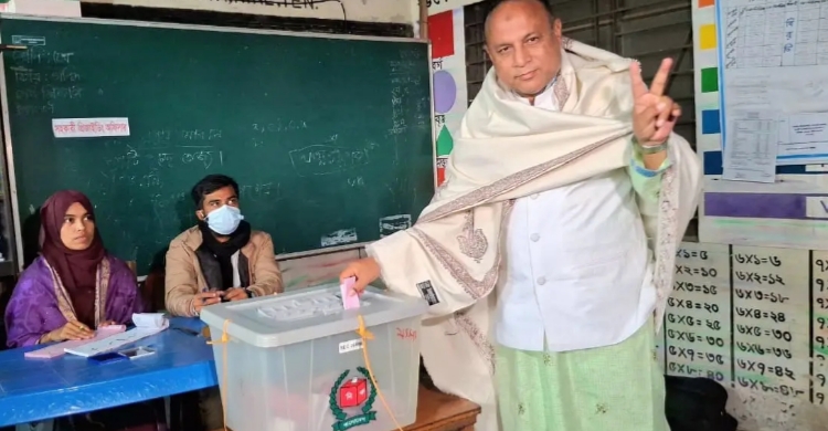 একটি গোষ্ঠী সারা দেশে রাতভর তান্ডব চালিয়েছে: এমরান চৌধুরী