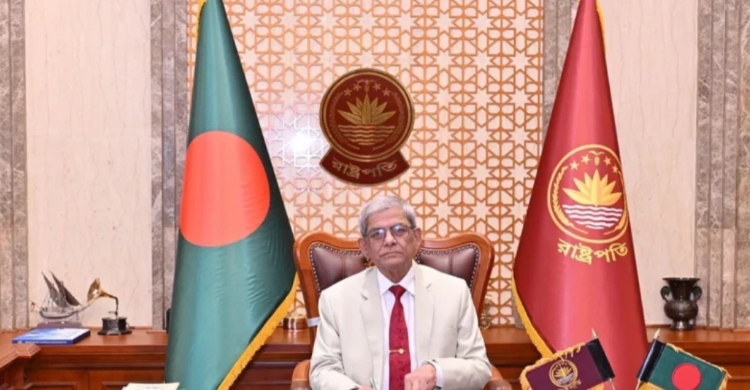 বঙ্গভবনে প্রথম দাপ্তরিক কার্যক্রম শুরু রাষ্ট্রপতি মির্জা ফখরুলের