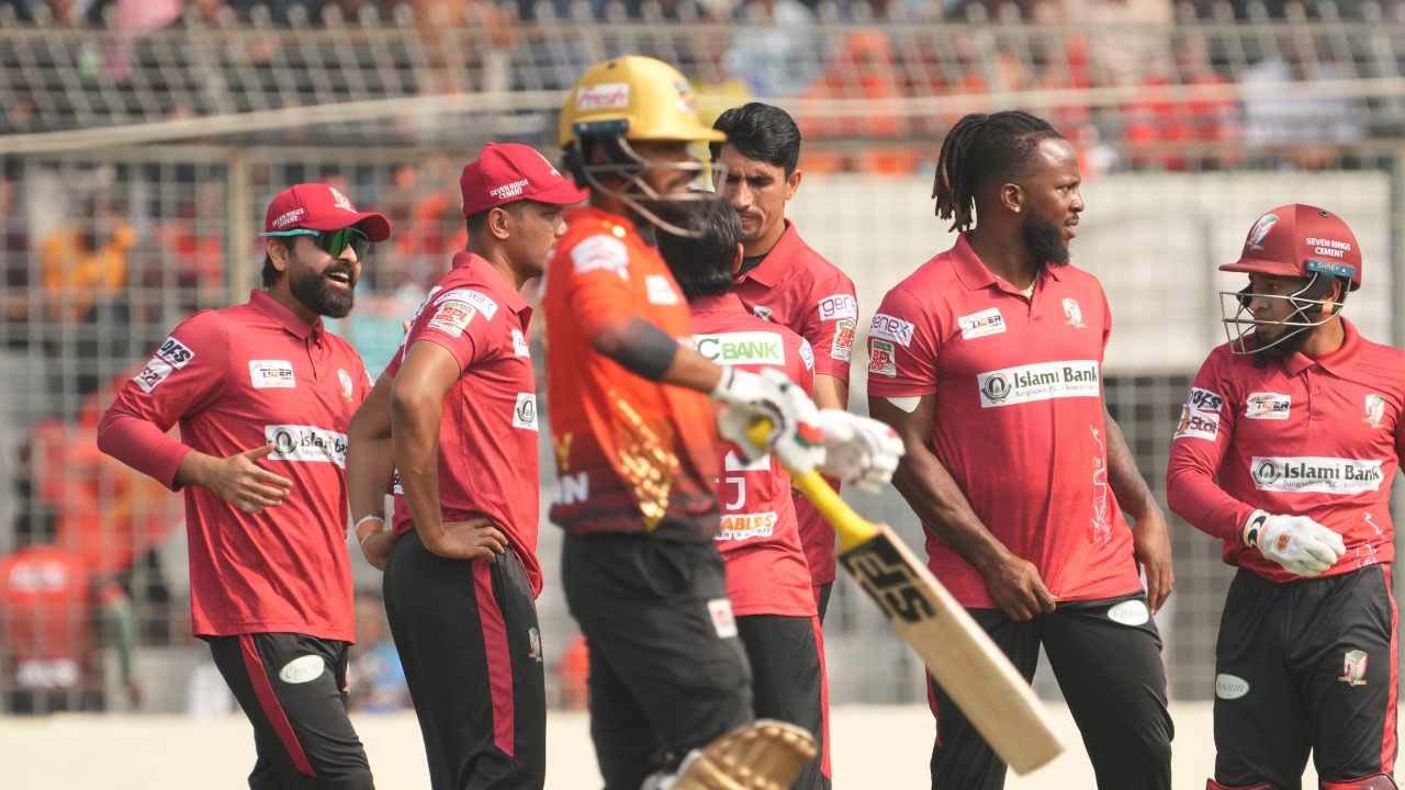 প্লে-অফে যেতে সহজ লক্ষ্য পেল বরিশাল