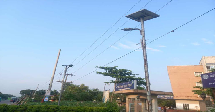 ওসমানীনগরের গ্রামীণ জনপদে সৌরবাতি বিকল: অন্ধকারে বাড়ছে জনদুর্ভোগ