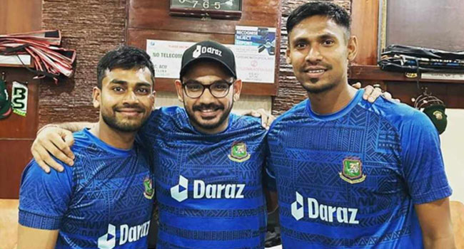 এবার বাংলাদেশ ক্রিকেটের চাকরি ছাড়লেন শ্রীনিবাস