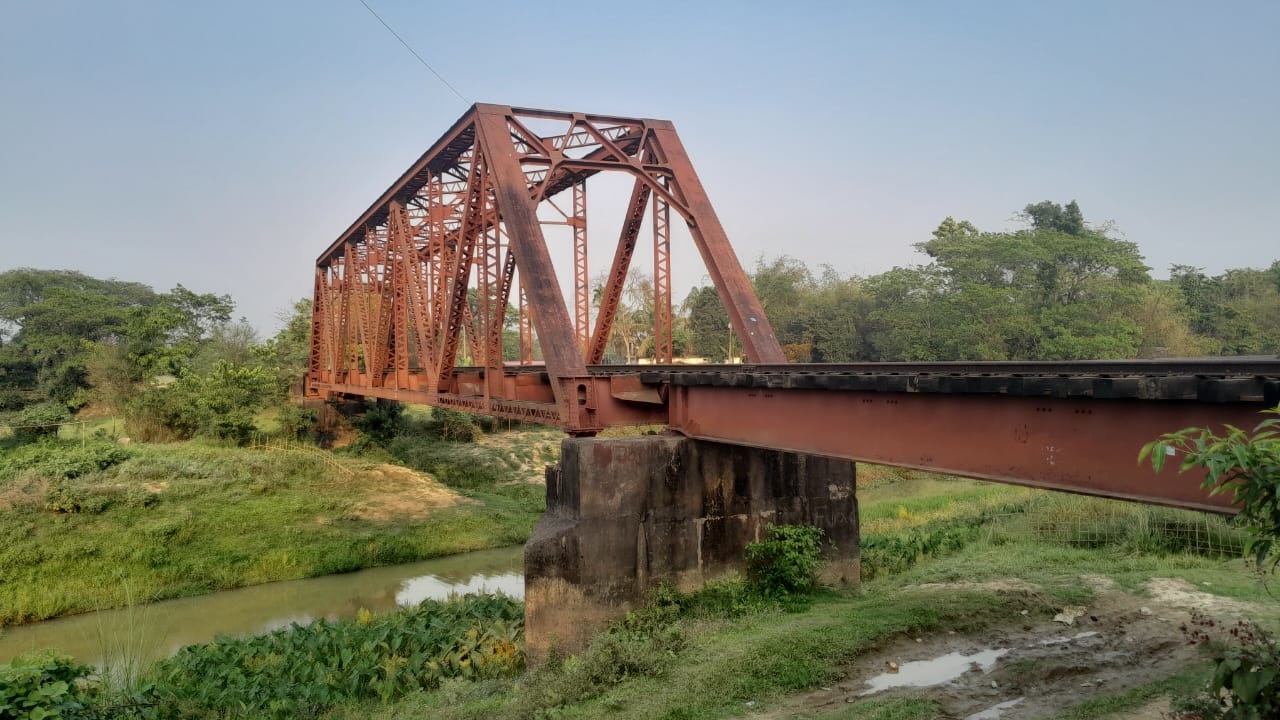 বিশ্বনাথের তিন ইউনিয়নে সেতুর অভাবে জনদু*র্ভোগ