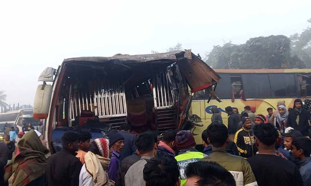 ওসমানীনগরে তিন বাসের সং*ঘর্ষে প্রা*ণ গেল ২ জনের