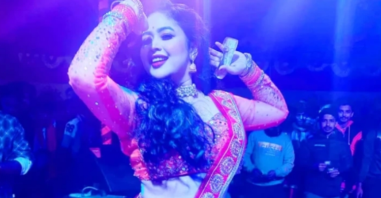 নিজেকেই চিনতে পারেননি ভাবনা, &lsquo;প্রিন্সেস রোজী&rsquo; হয়ে চমক