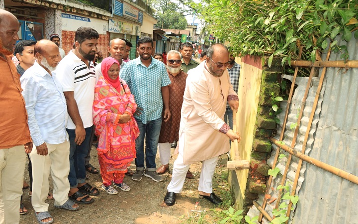 পাড়া-মহল্লার রাস্তা পর্যায়ক্রমে সম্প্রসারণ করা হচ্ছে: সিসিক প্রশাসক