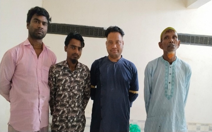 জৈন্তাপুরে অনলাইন জু য়া ও ভা রতীয় তী র খেলায়  ৪ জন আ টক