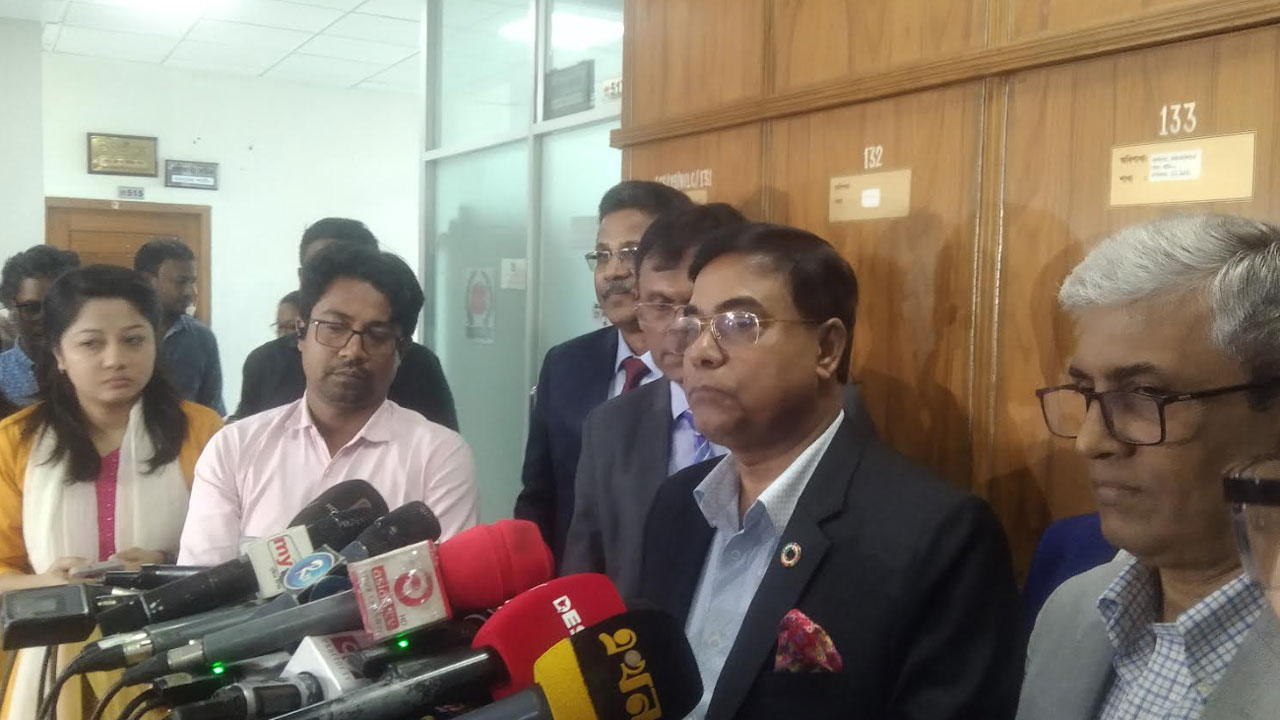 বিদেশি পর্যবেক্ষকদের জন্য বিমানবন্দর-হোটেলে থাকবে হেল্প ডেস্ক