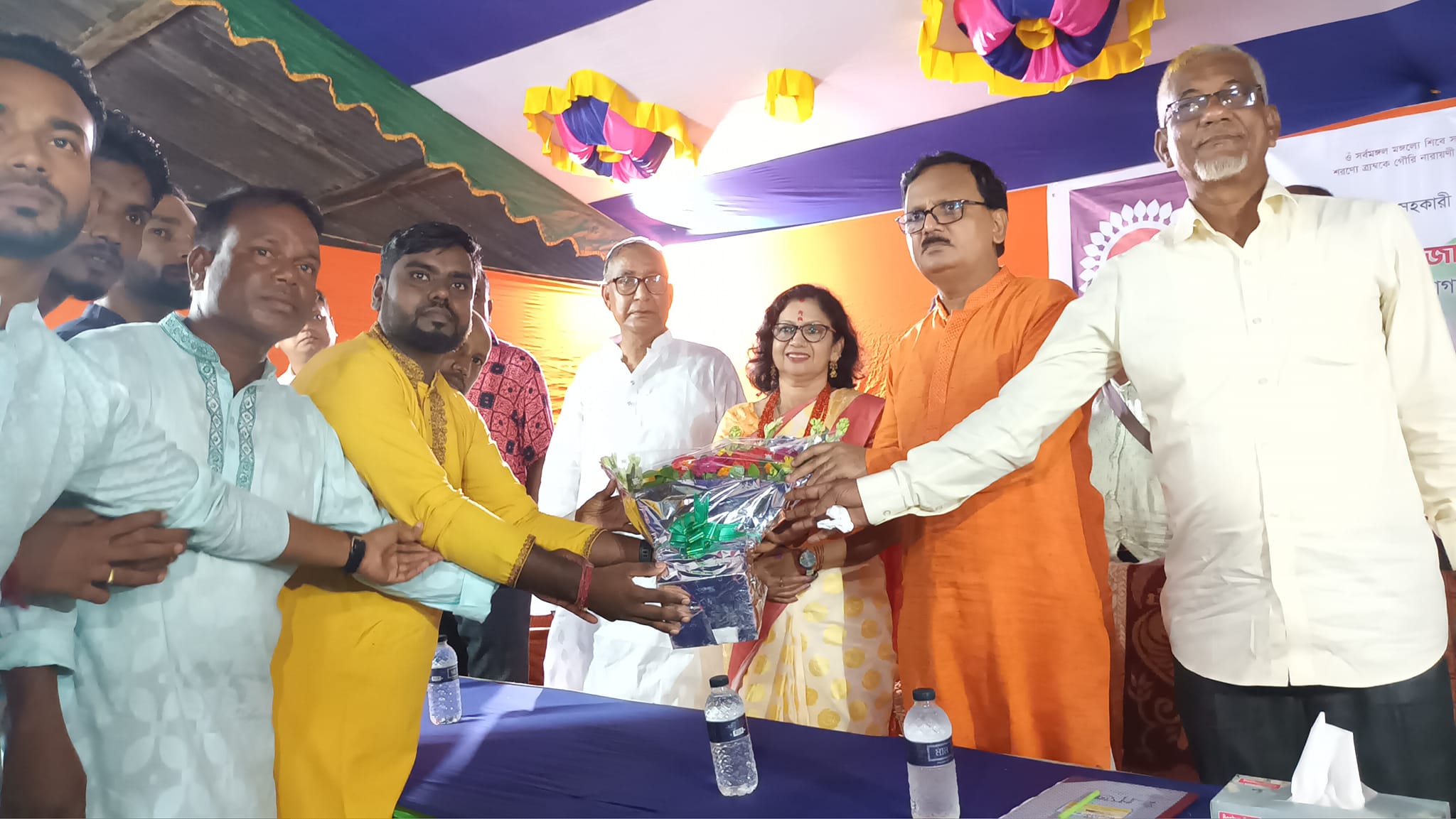 কমলগঞ্জে মন্দির পরিদর্শনে ভারতীয় সহকারী হাইকমিনার 