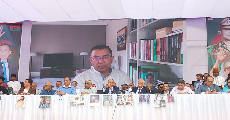 কিছু মানুষ আমাদের ভেতরে ঢুকে বি ভ্রা ন্তি তৈরি করছে : তারেক রহমান