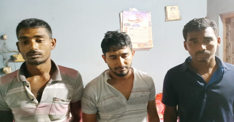 নাটোরে এয়ারগানের গুলিতে যুবক আ হ ত, আ ট ক ৩