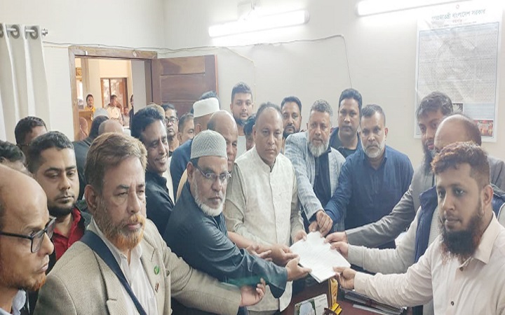 সিলেট-৬: বিএনপির প্রার্থী অ্যাডভোকেট এমরান আহমদ চৌধুরীর মনোনয়নপত্র সংগ্রহ