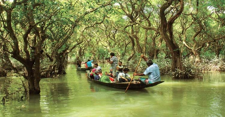 সিলেটের পর্যটন কেন্দ্র লোকে লোকারণ্য