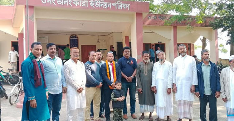 বিশ্বনাথের অলংকারি ইউনিয়ন পরিষদের ভারপ্রাপ্ত চেয়ারম্যান ফজলু মিয়া'র দায়িত্ব গ্রহণ