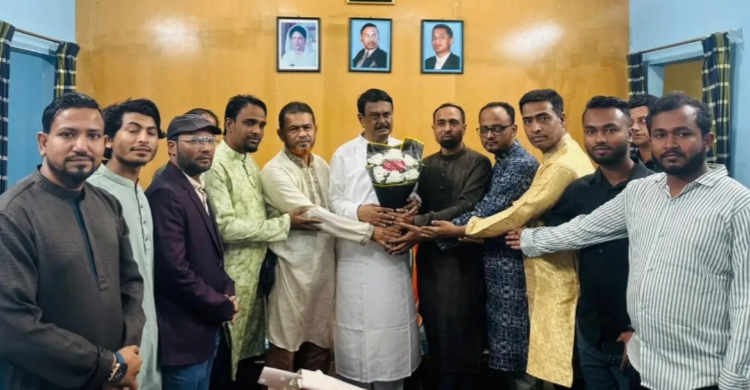 এমপি মিলনের সাথে ছাতক উপজেলা প্রেসক্লাবের ঈদ শুভেচ্ছা বিনিময়