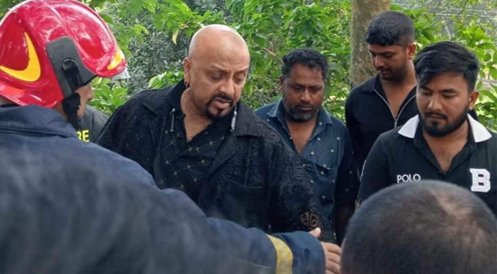 সড়ক দু র্ঘ ট না র কবলে চিত্রনায়ক রুবেল