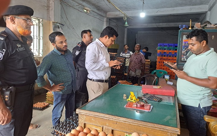 হবিগঞ্জে যৌথ অভিযানে ৪ প্রতিষ্ঠানকে ১৬ হাজার টাকা জ/রিমানা