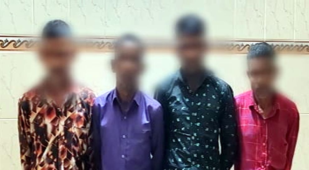 সিলেটে ৯০০ কেজি ভা*রতীয় পেঁয়াজ জ*ব্দ, আ*টক ৪