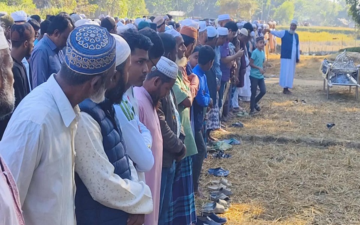 জুড়ীর ফুলতলায় মোস্তফা মেম্বারের মায়ের ইন্তে*কাল