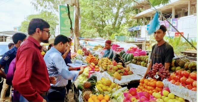 বিশ্বনাথে দোকান উচ্ছেদ করে জরিমানা আদায়