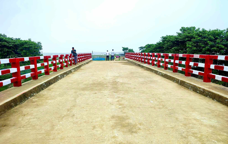জুড়িতে স্বপ্নের ব্রিজ নির্মাণ : দুই গ্রামের হাজারো মানুষের দুর্ভোগ লাঘব 