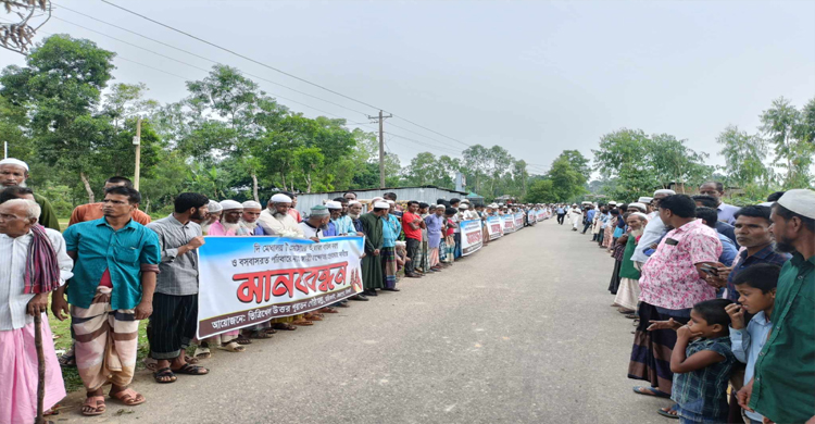জৈন্তাপুরে মেঘালয় টি-এস্টেটের ইজারা বাতিলের দাবিতে মা ন ব ব ন্ধ ন