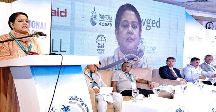 উপকূল বাঁচাতে বনায়ন ও কৃষি সংরক্ষণ জরুরি : পরিবেশ উপদেষ্টা