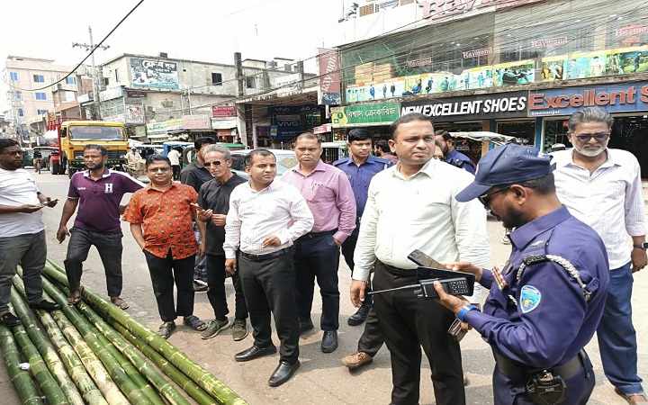 শ্রীমঙ্গলে যানজট নিরসনে প্রশাসনের যৌথ অভিযান