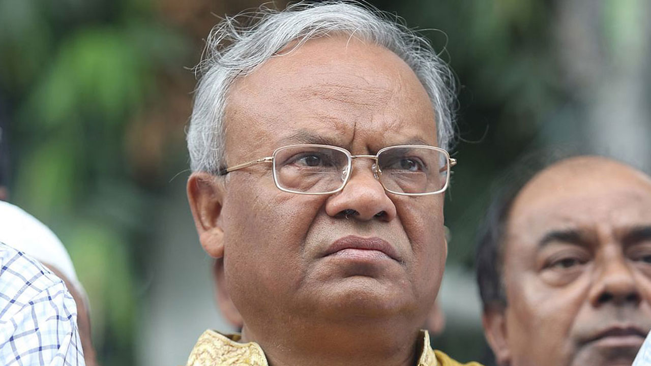 খালেদা জিয়ার মানবিক অধিকারও কেড়ে নিয়েছে সরকার : রিজভী