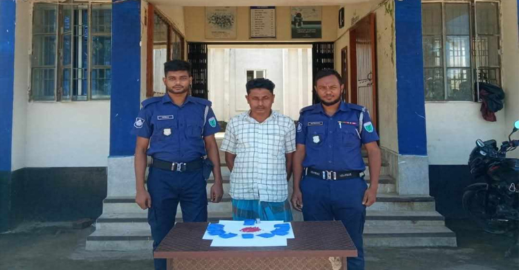 জকিগঞ্জে ২ হাজার ১শ পিস ই য়া বা সহ মা*দক ব্যবসায়ী গ্রে ফ তা র