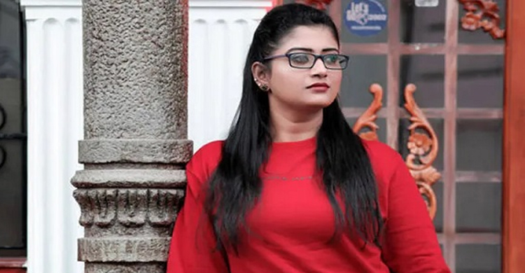 ফ্ল্যাট থেকে অভিনেত্রীর ঝুলন্ত মরদেহ উদ্ধার