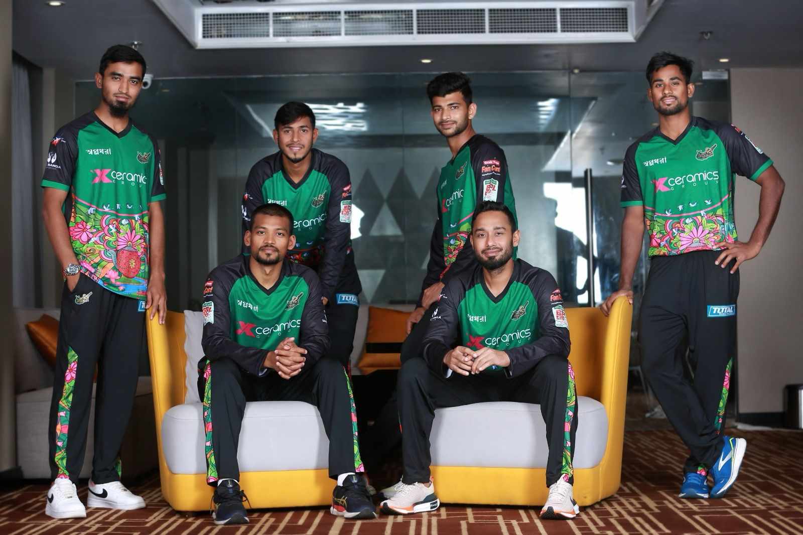 সিলেটের নতুন জার্সি: থাকছে আমজাদের ঘড়ি ও নাগরি লিপি