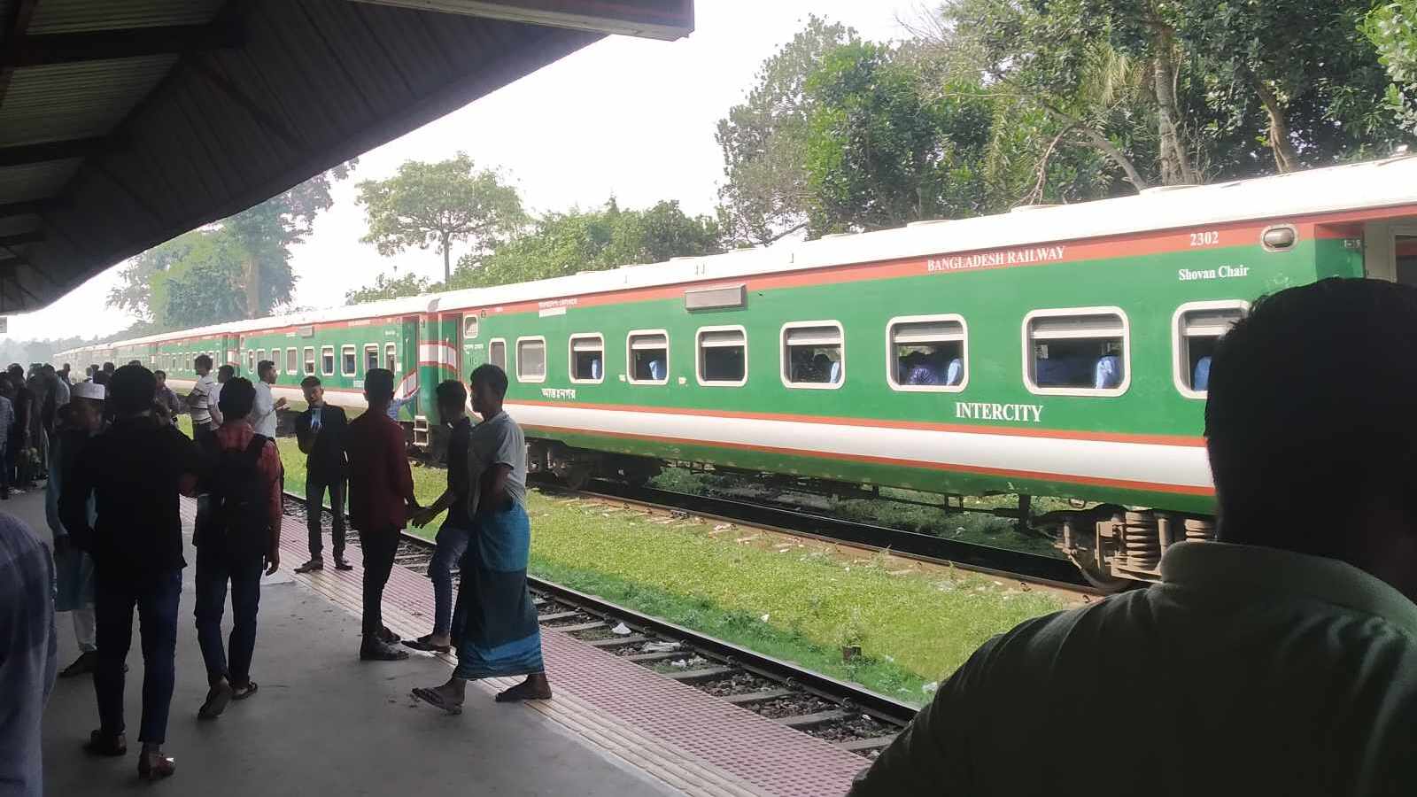 সিলেটের সাথে সারাদেশের রেল যোগাযোগ বন্ধ