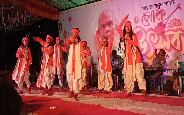 সমাপনী আয়োজনে লোকসমুদ্র, গানে গানে করিম দর্শনের পুনর্জাগরণ