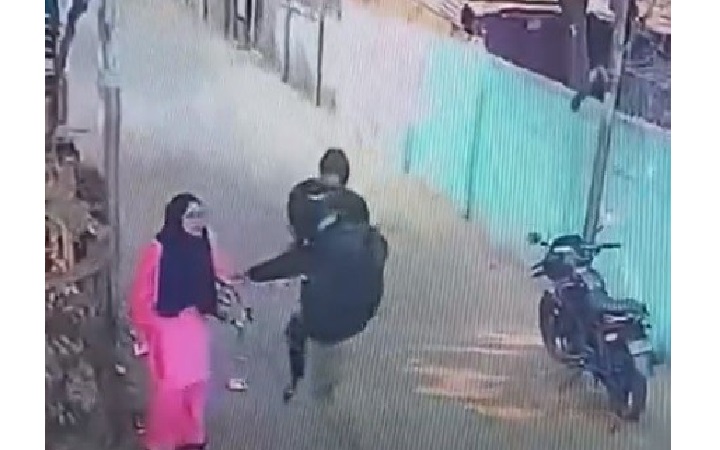 সিলেট নগরীতে আবারও ফিল্মি কায়দায় ছি*নতাই